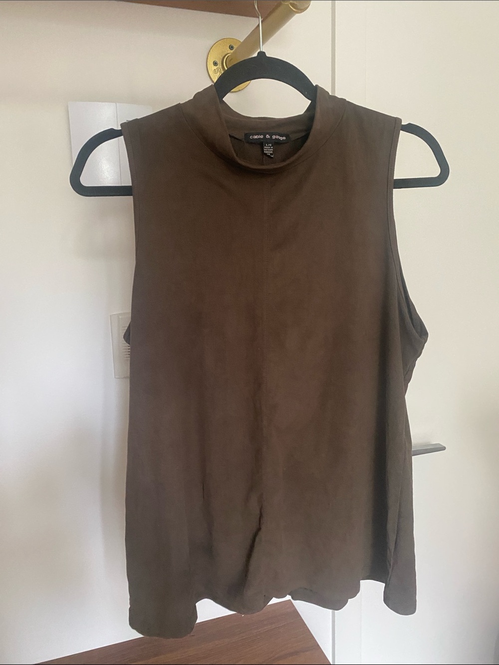 Cable & Gauge Kaki Sleeveless Mock Neck Tank - size L